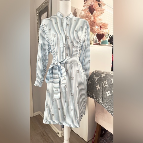 Burberry Dresses & Skirts - 🎉HP✨𝅺New Burberry Stripes Monogram Dress 💕OFFERS WELCOME💕